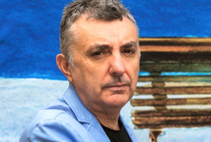 Lo scrittore spagnolo Manuel Vilas (Ansa)